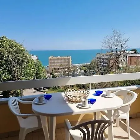 Apartment -d-vista Mare Con 2 Azzurro *