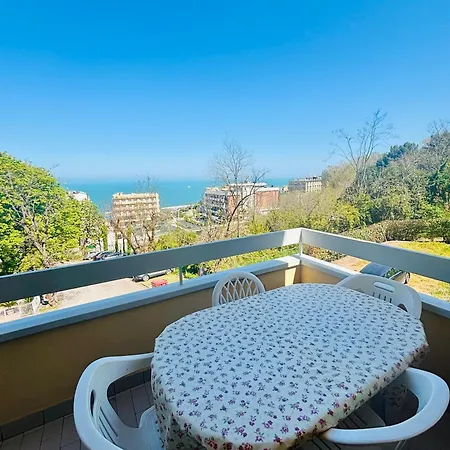 Vista Mare Con 2 -d Azzurro Apartment *